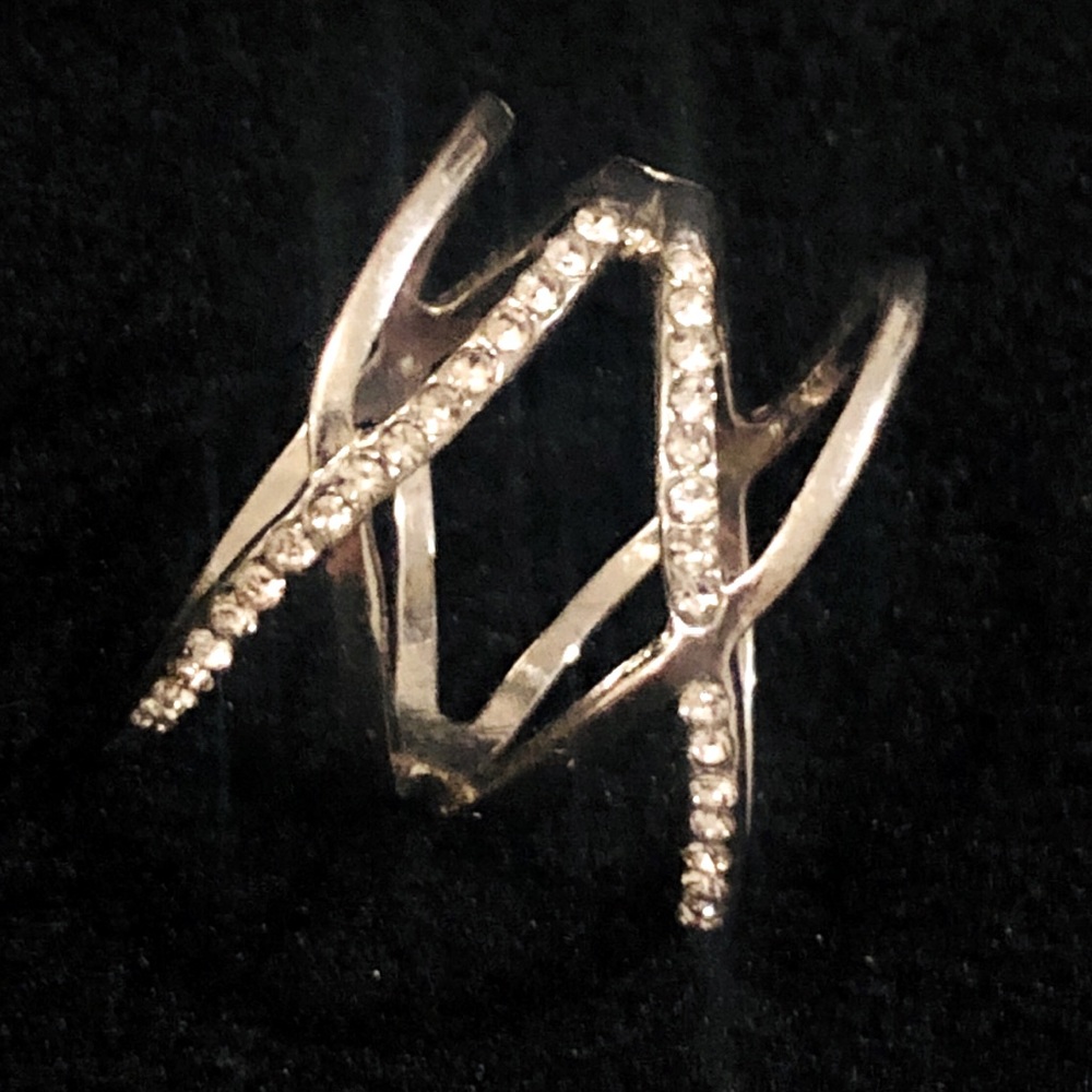 Silver tone ring
